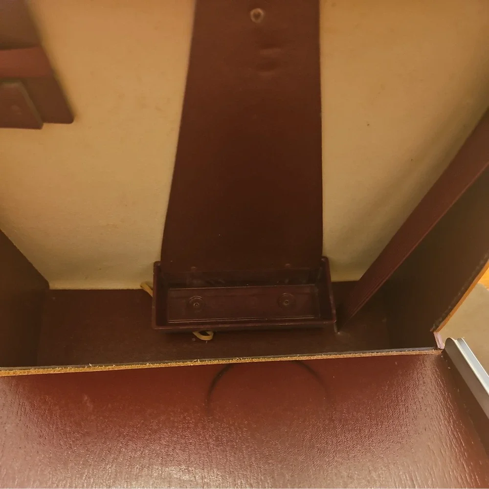 Vintage Polaroid Brown Carrying Hard Shell‎ Case With Snap Lock, Case Only